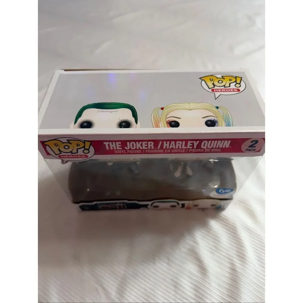 Funko Pop! DC Heroes Suicide Squad The Joker & Harley Quinn 2 Pack Fye Exclusive - Picture 7 of 7